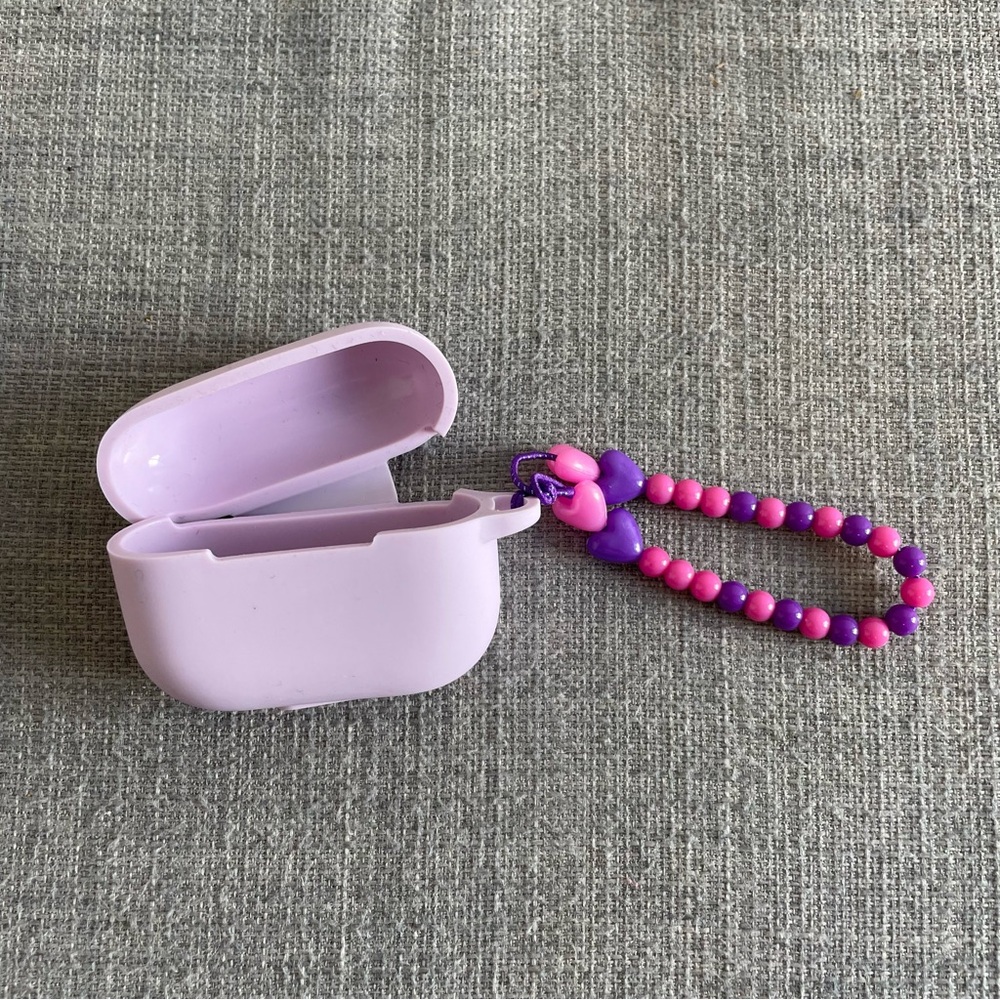 Purple Silicon AirPods Case with Pink & Purple Stretchy Beaded Keychain